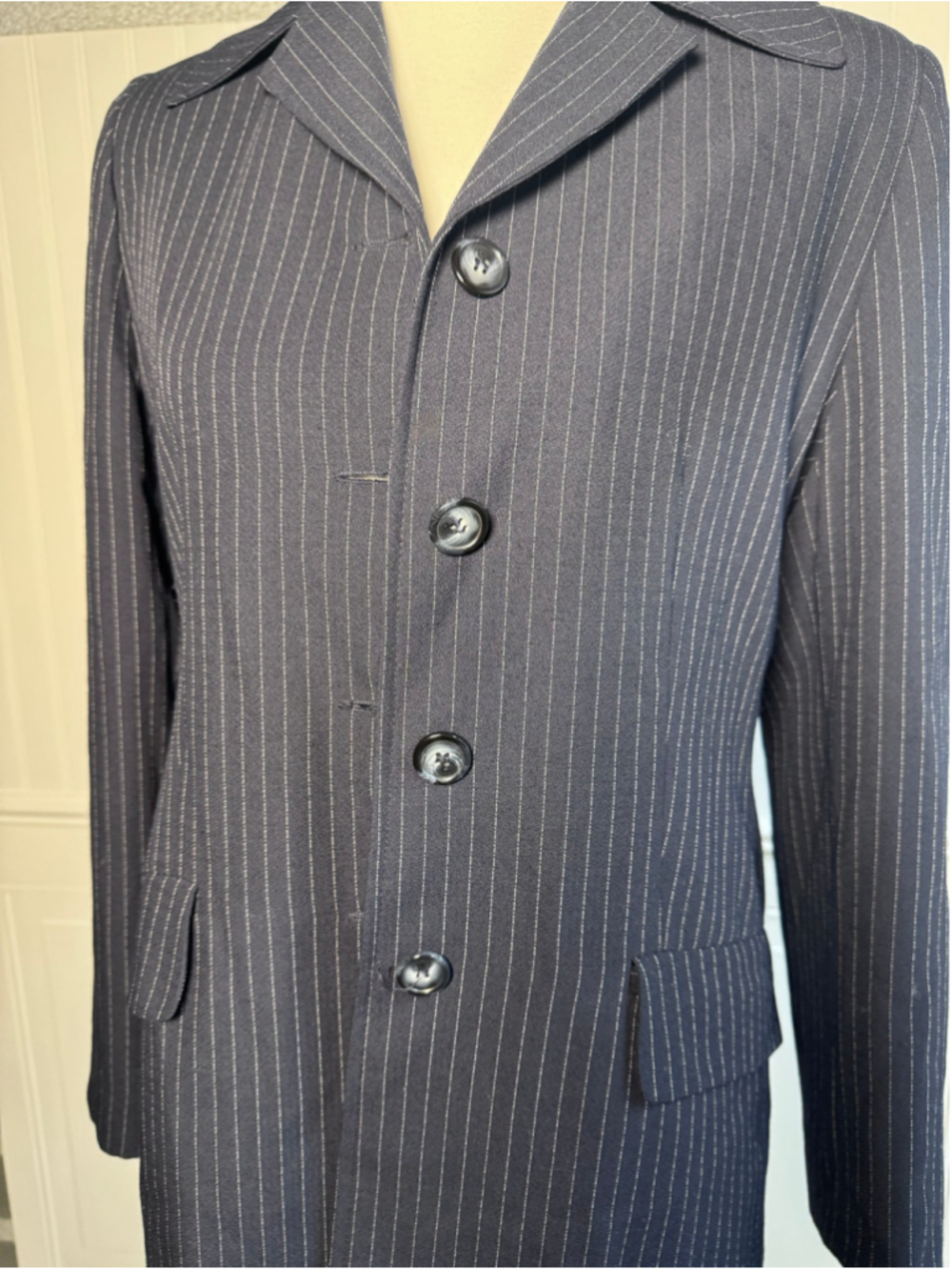 Women's Egon von Furstenberg Pinstripe Blazer, Size 12, Navy and White